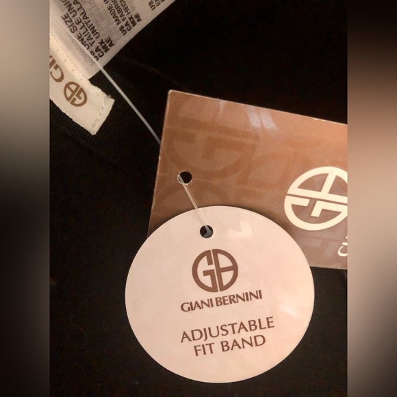 Giani Bernini Felt Cloche Women's Hat Gold Accent Classic Black - New With Tags - Picture 4 of 4